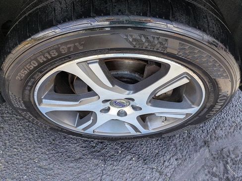 Used 2015 Volvo XC70 T6 Premier Plus AWD/4WD image 9