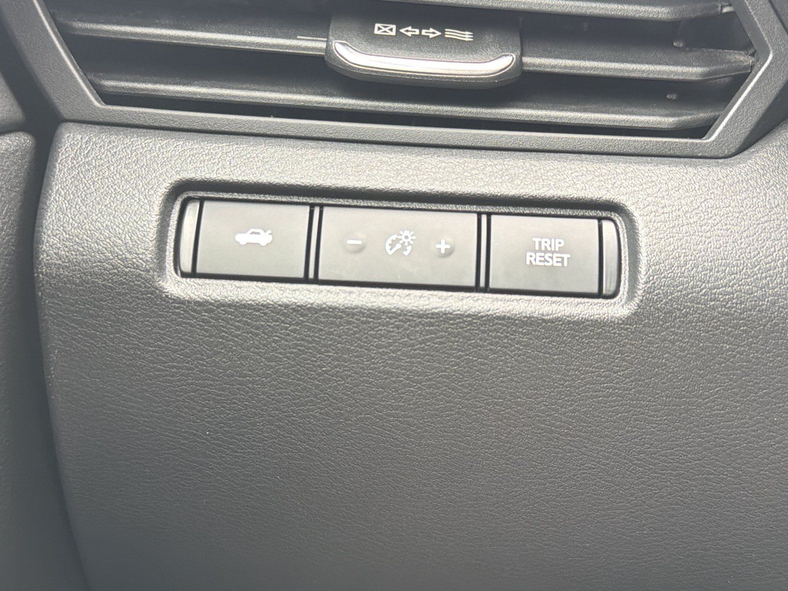 Used 2019 Nissan Altima 2.5 S AWD/4WD image 25