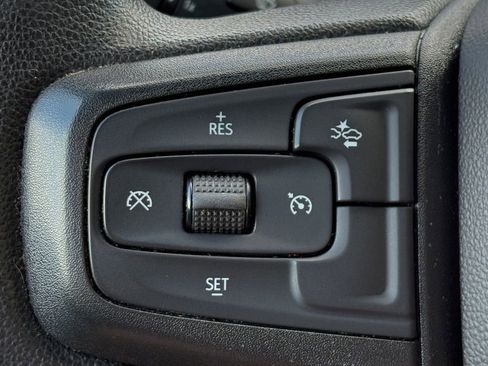 Used 2025 Chevrolet Silverado 1500 Custom image 16