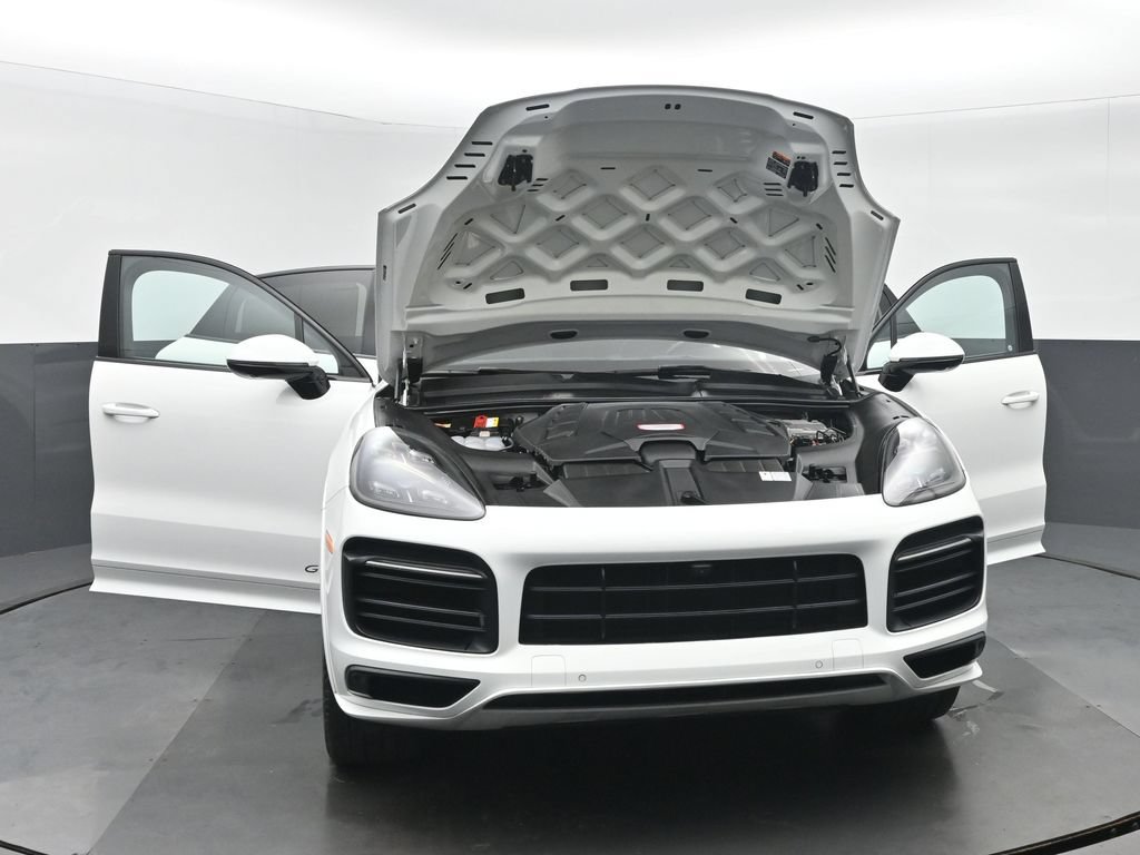 Used 2021 Porsche Cayenne GTS AWD/4WD image 46