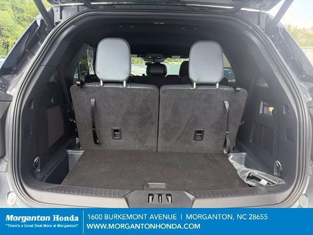Used 2025 Ford Explorer ST-Line RWD image 29