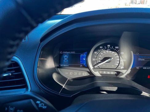 Used 2023 Ford Edge SEL image 31