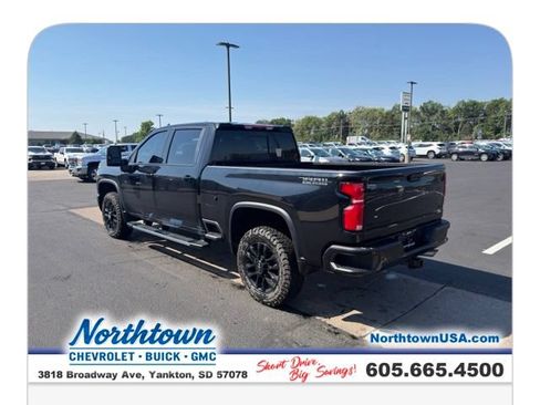 Used 2026 Chevrolet Silverado 2500 LTZ w/ Trail Boss Package AWD/4WD image 12