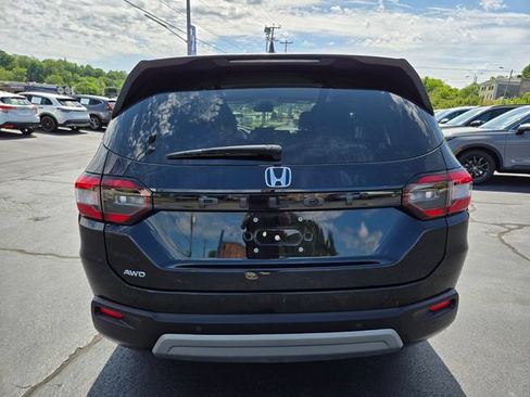 Used 2025 Honda Pilot EX-L image 7