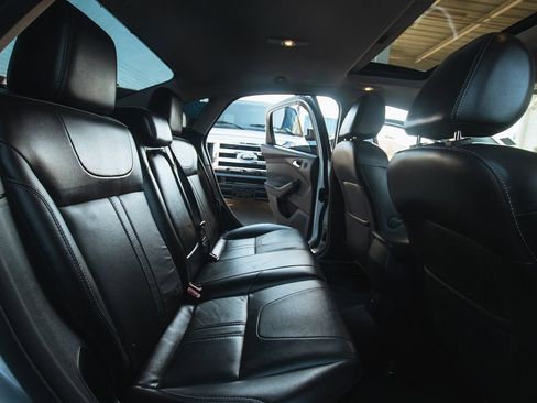 Used 2014 Ford Focus Titanium image 14