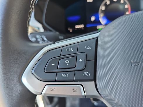 Used 2022 Volkswagen Taos S w/ IQ Drive S Package image 16