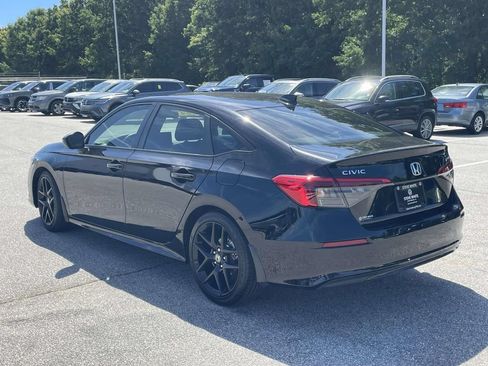 Used 2024 Honda Civic Sport image 4