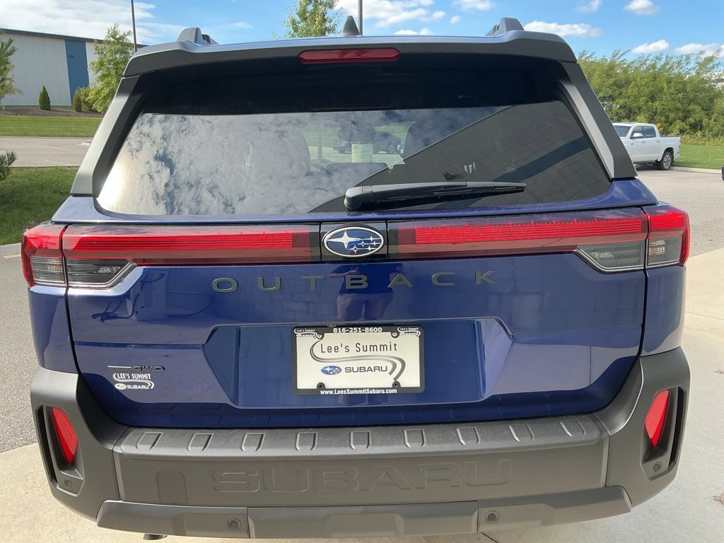 New 2026 Subaru Outback Limited AWD/4WD image 12