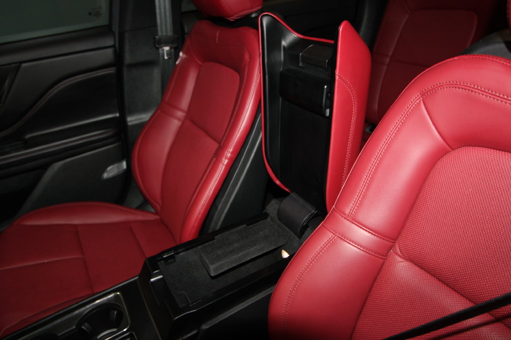 Used 2025 Lincoln Corsair Grand Touring AWD/4WD image 21