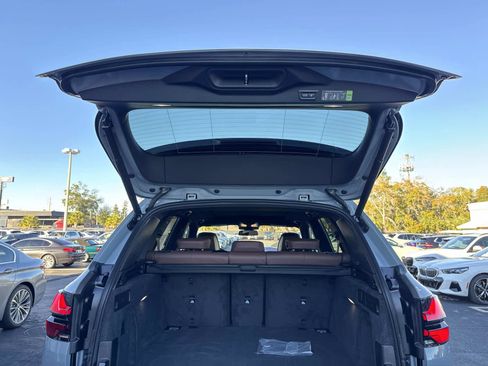 New 2026 BMW X5 sDrive40i w/ M Sport Package image 12