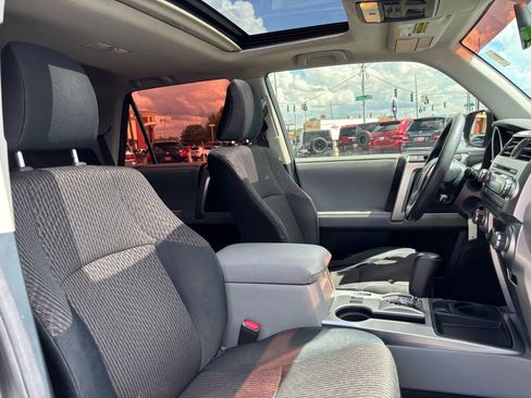 Used 2012 Toyota 4Runner Limited image 11