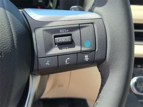 Certified 2025 INFINITI QX60 Luxe image 17