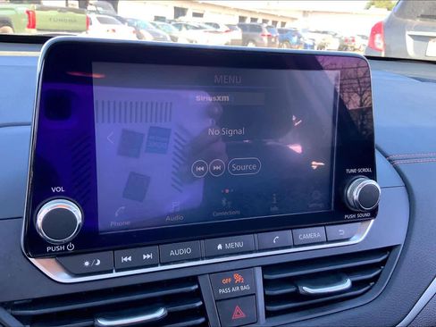 Used 2019 Nissan Altima 2.5 SR w/ SR Premium Package image 31