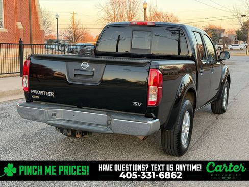 Used 2019 Nissan Frontier SV image 12
