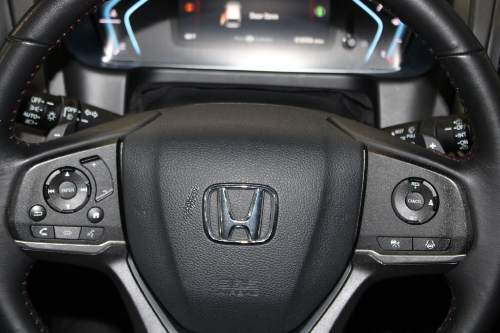 Used 2024 Honda Odyssey Sport image 13