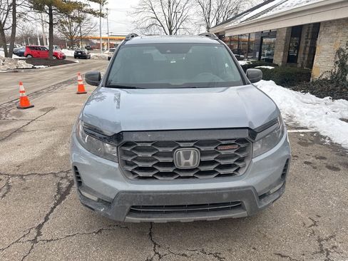 Certified 2022 Honda Passport TrailSport image 3