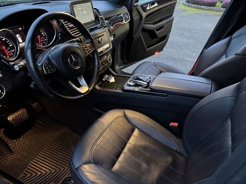 Used 2019 Mercedes-Benz GLS 450 4MATIC w/ Premium 1 Package image 17