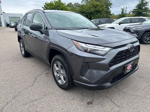 Used 2025 Toyota RAV4 LE AWD/4WD image 10