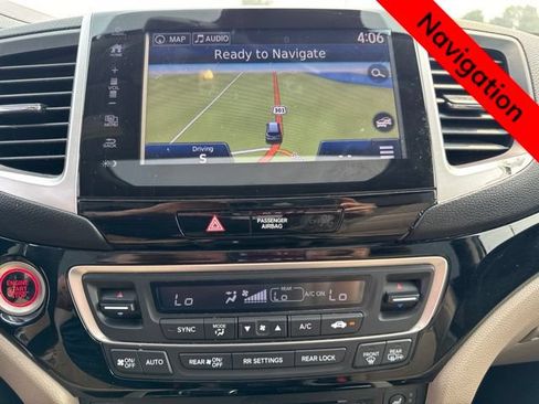Used 2018 Honda Pilot Elite image 11