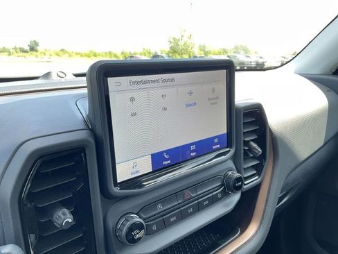 Used 2023 Ford Bronco Sport Outer Banks w/ Tech Package AWD/4WD image 17