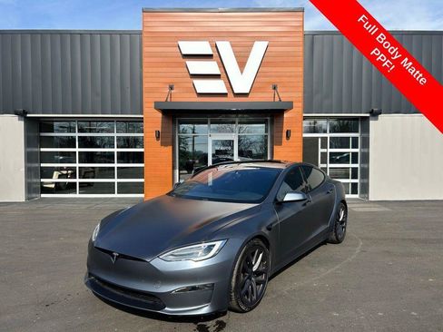 Used 2021 Tesla Model S Plaid image 1