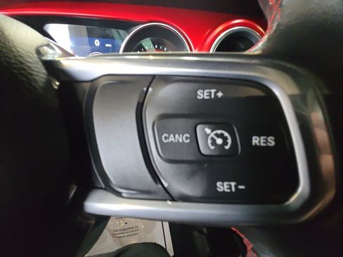 Used 2019 Jeep Wrangler Unlimited Rubicon AWD/4WD image 19