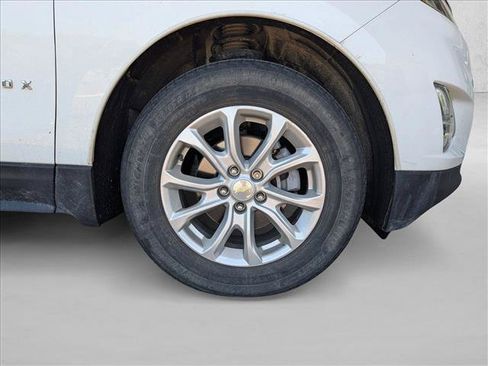 Used 2021 Chevrolet Equinox LS FWD image 13