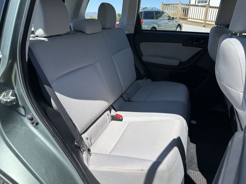Used 2014 Subaru Forester 2.5i image 11