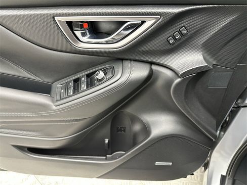 Used 2024 Subaru Forester Touring image 13