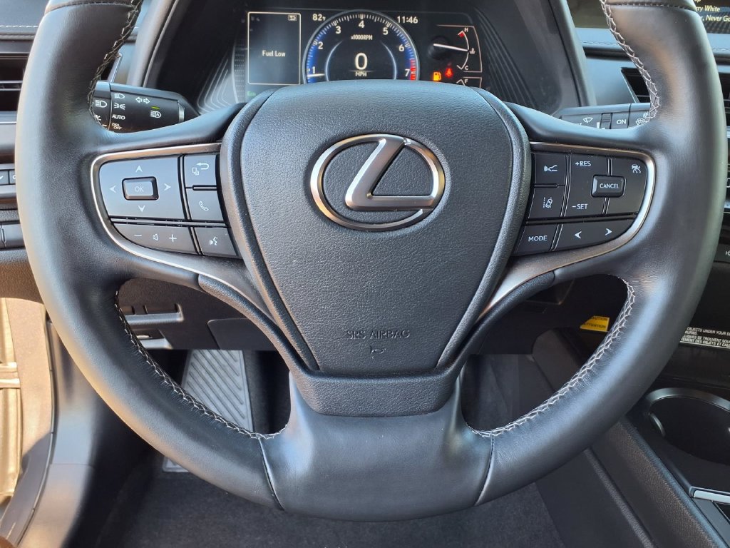 Used 2022 Lexus UX 200 w/ Accessory Package (Z1) FWD image 21