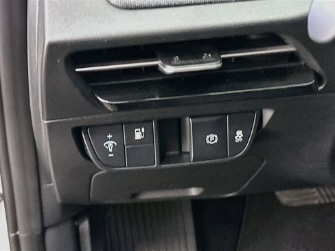 Used 2024 Kia EV6 Light AWD/4WD image 17