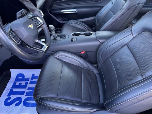 Used 2024 Ford Mustang Premium image 10
