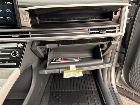 New 2026 Hyundai Santa Fe SE image 27