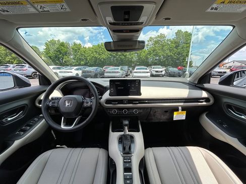 Used 2026 Honda HR-V EX-L image 12