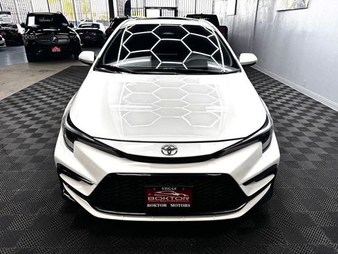 Used 2024 Toyota Corolla SE w/ SE Premium Package FWD image 6