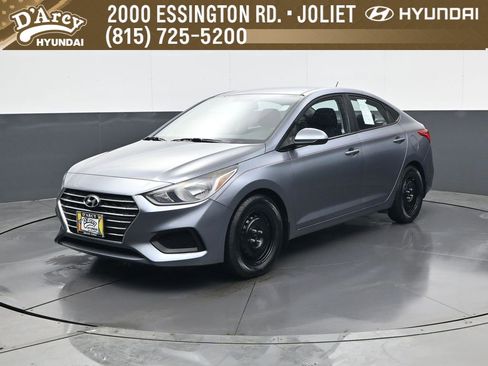 Used 2019 Hyundai Accent SE image 1