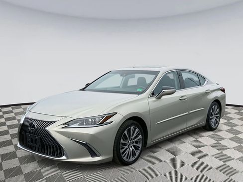 Used 2021 Lexus ES 350 Premium image 5