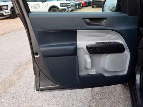 New 2026 Ford Maverick XLT image 19