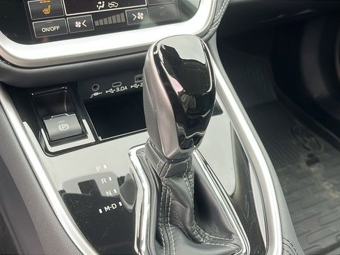 Certified 2025 Subaru Outback Premium image 18