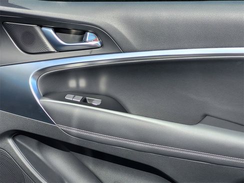 New 2026 Genesis G70 2.5T image 13