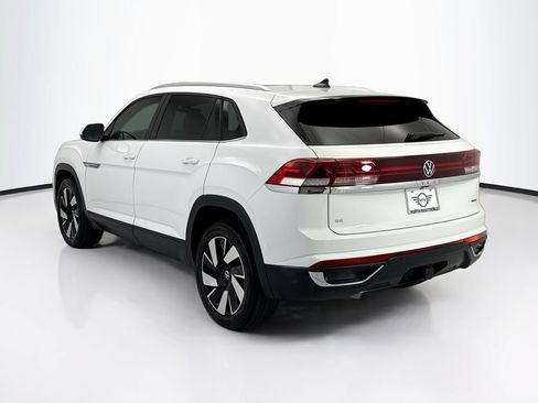 Used 2024 Volkswagen Atlas Cross Sport SE w/ Panoramic Sunroof Package AWD/4WD image 7