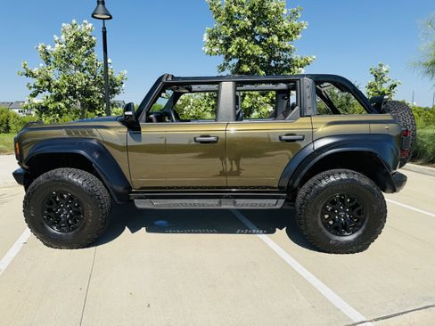 Used 2024 Ford Bronco Raptor AWD/4WD image 1