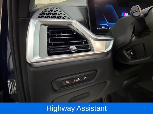 Used 2025 BMW X5 M60i AWD/4WD image 20