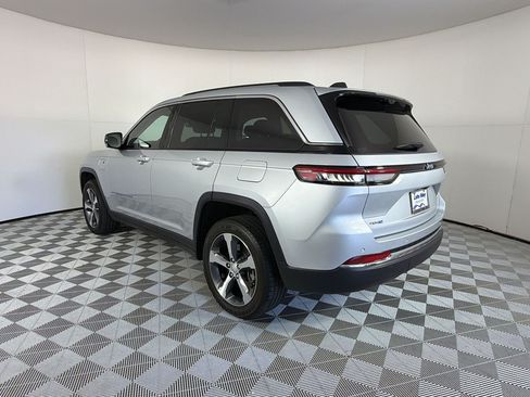 Used 2023 Jeep Grand Cherokee 4WD 4xe w/ Luxury Tech Group II image 3