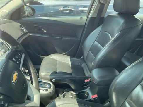 Used 2013 Chevrolet Cruze LT FWD image 10