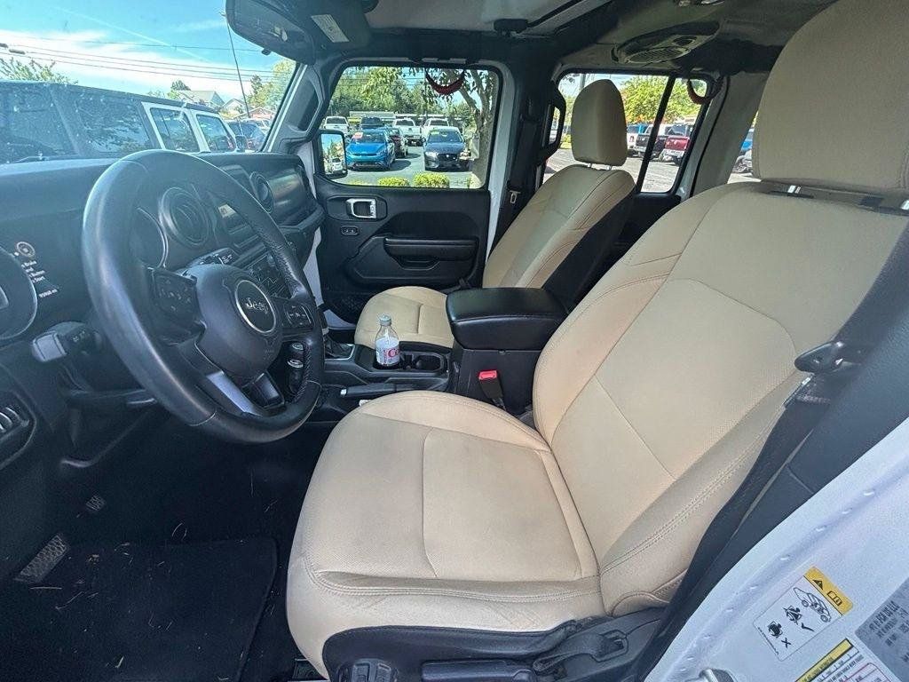 Used 2018 Jeep Wrangler Unlimited Sport S AWD/4WD image 11
