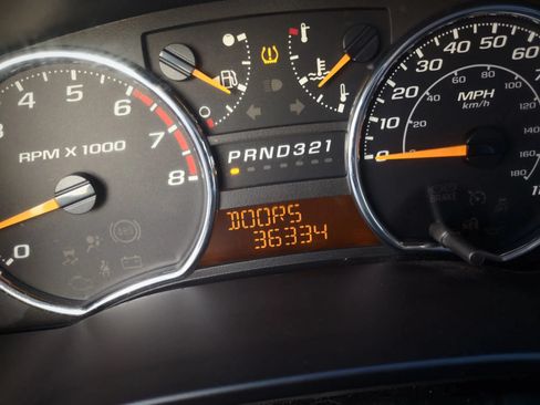 Used 2012 Chevrolet Colorado LT RWD image 5