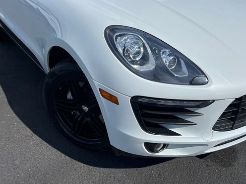 Used 2018 Porsche Macan S AWD/4WD image 3
