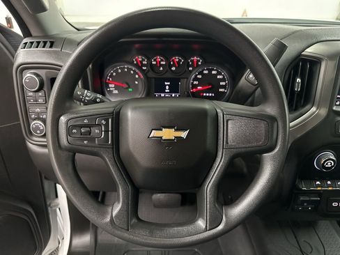 Used 2025 Chevrolet Silverado 1500 W/T w/ WT Value Package image 16