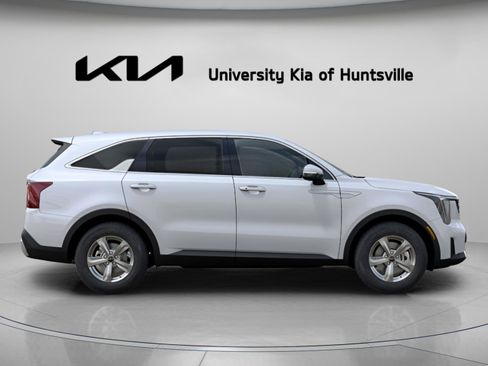 New 2026 Kia Sorento LX image 9